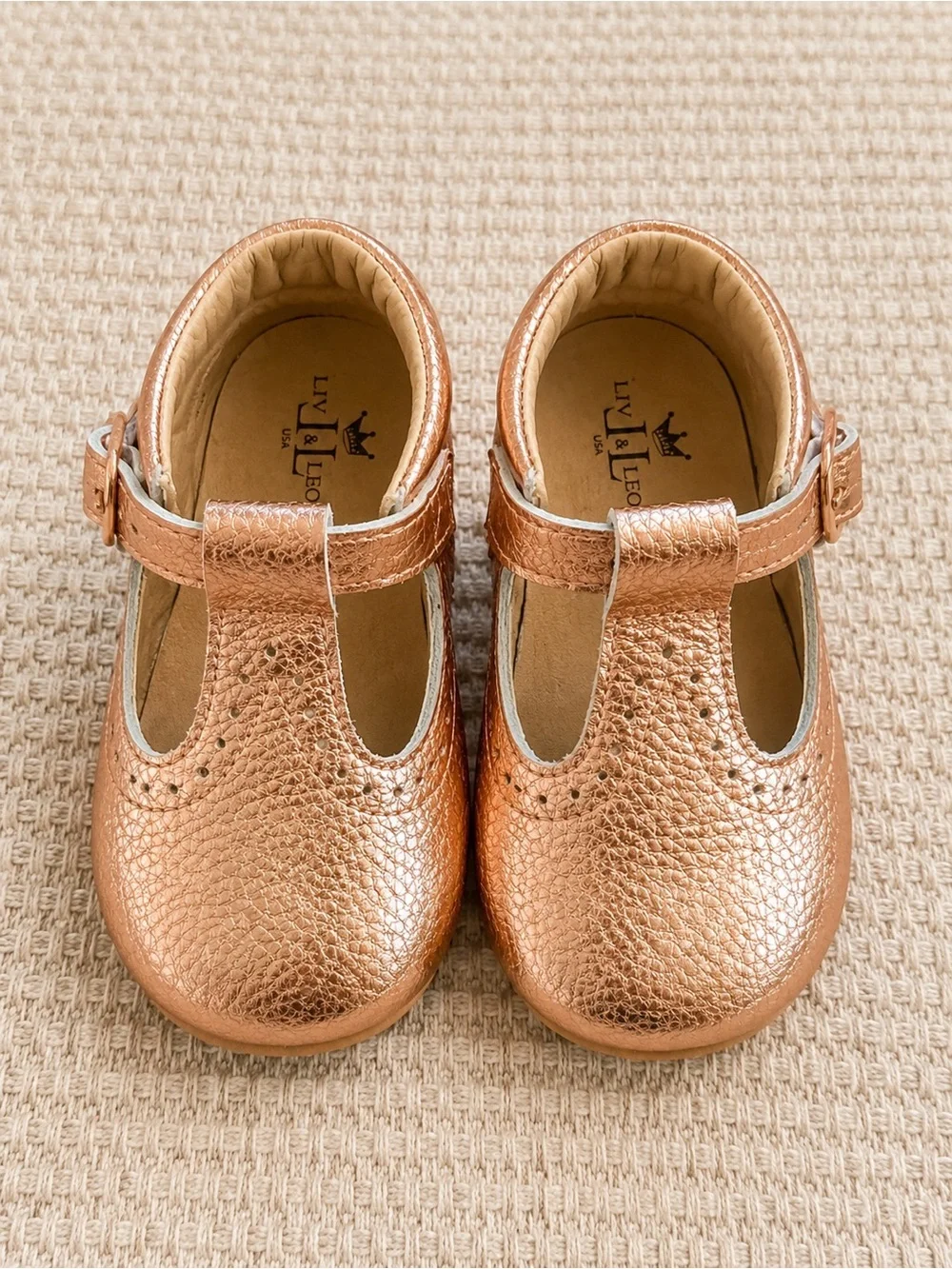 Liv & Leo Rose Gold Metallic T-Strap Mary Jane Shoes Toddler 18–24 Months EUC